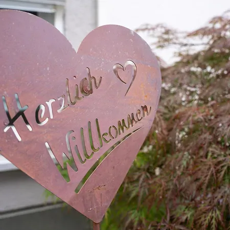 Herle In Seenaehe - Mit Garten, Kamin & Hund Willkommen Holiday home *